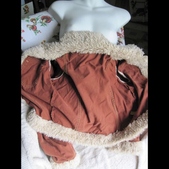 TwillTwentyTwo Fur Trim Rust Orange Button Jacket - Picture 11 of 12